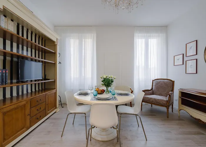 La Ginevra Boutique In *